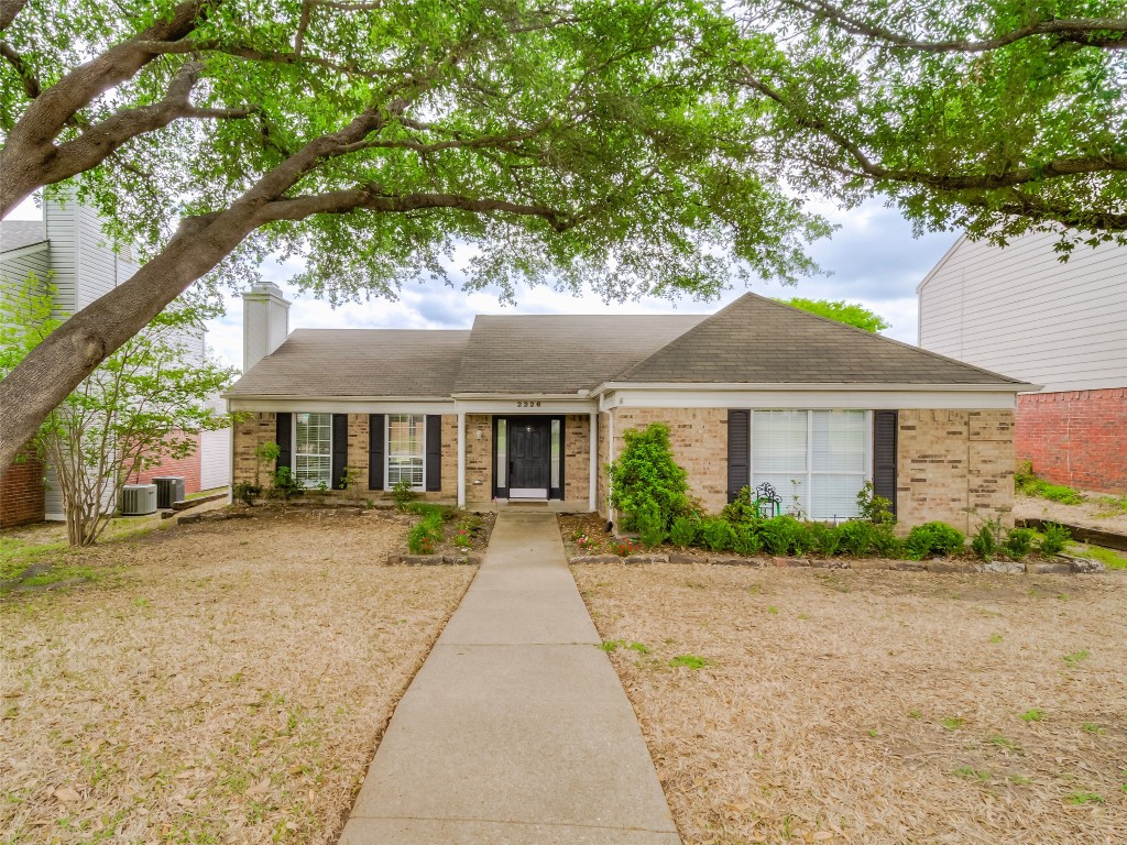 2226 Villawood Lane Garland TX 75040