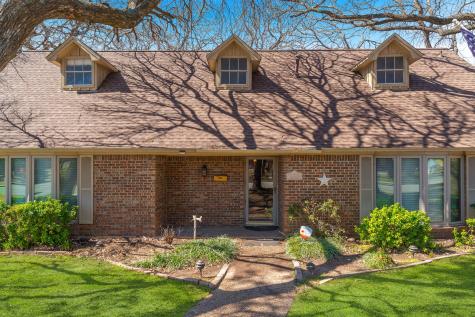 1501 Glen Valley Drive Irving TX 75061