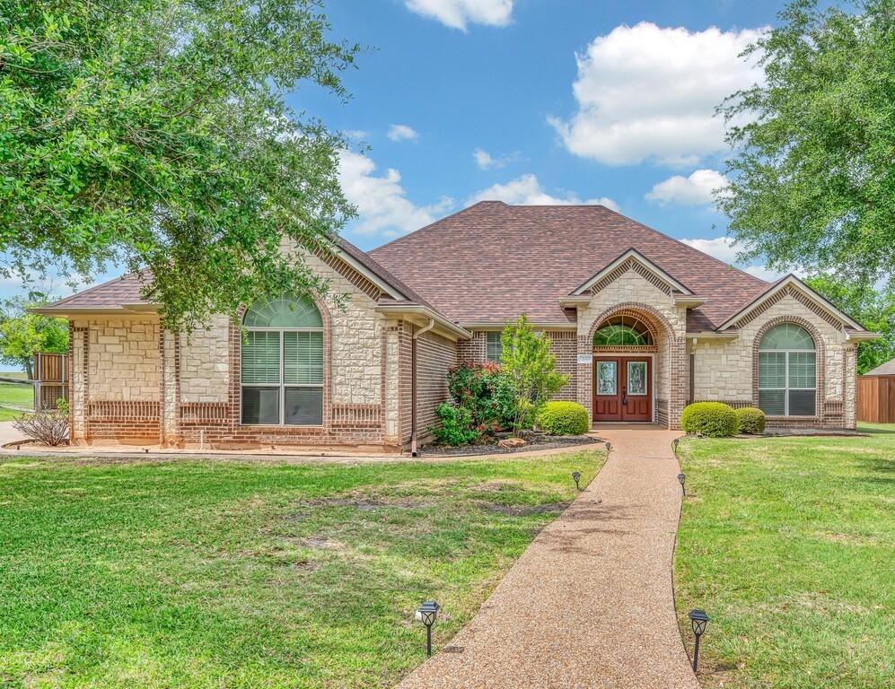 1405 Val Halla Park Robinson TX 76706