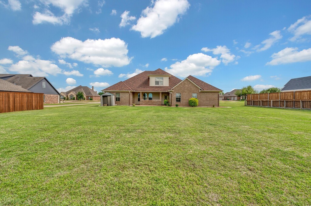 1405 Val Halla Park Robinson TX 76706