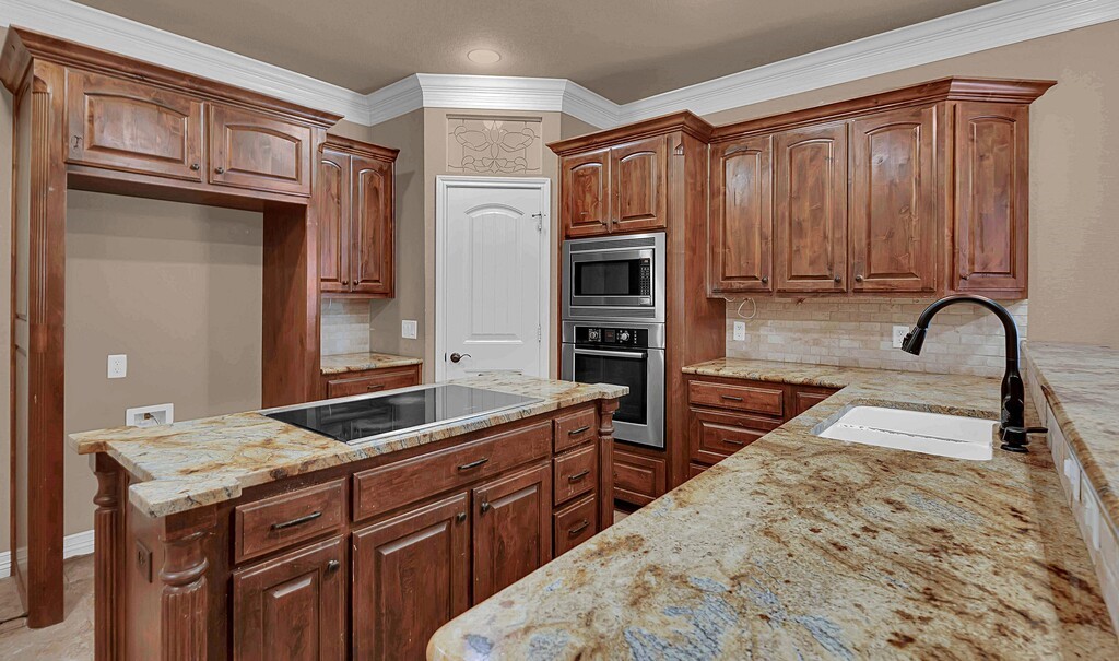 1405 Val Halla Park Robinson TX 76706
