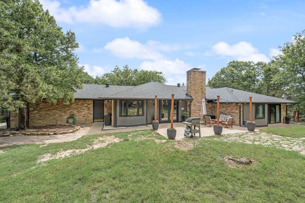 710 Bow Creek Court Duncanville TX 75116