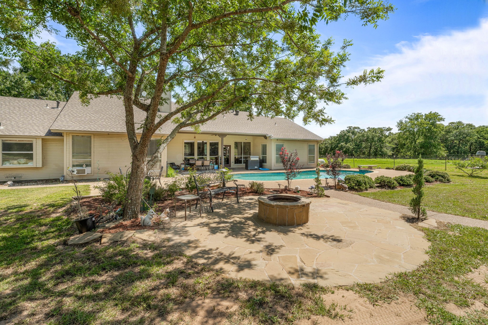 4951 N Fm 51 Weatherford TX 76085