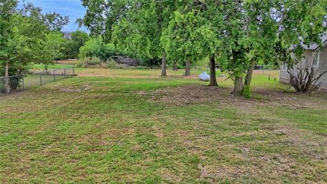 301 Spring Street Forestburg TX 76239