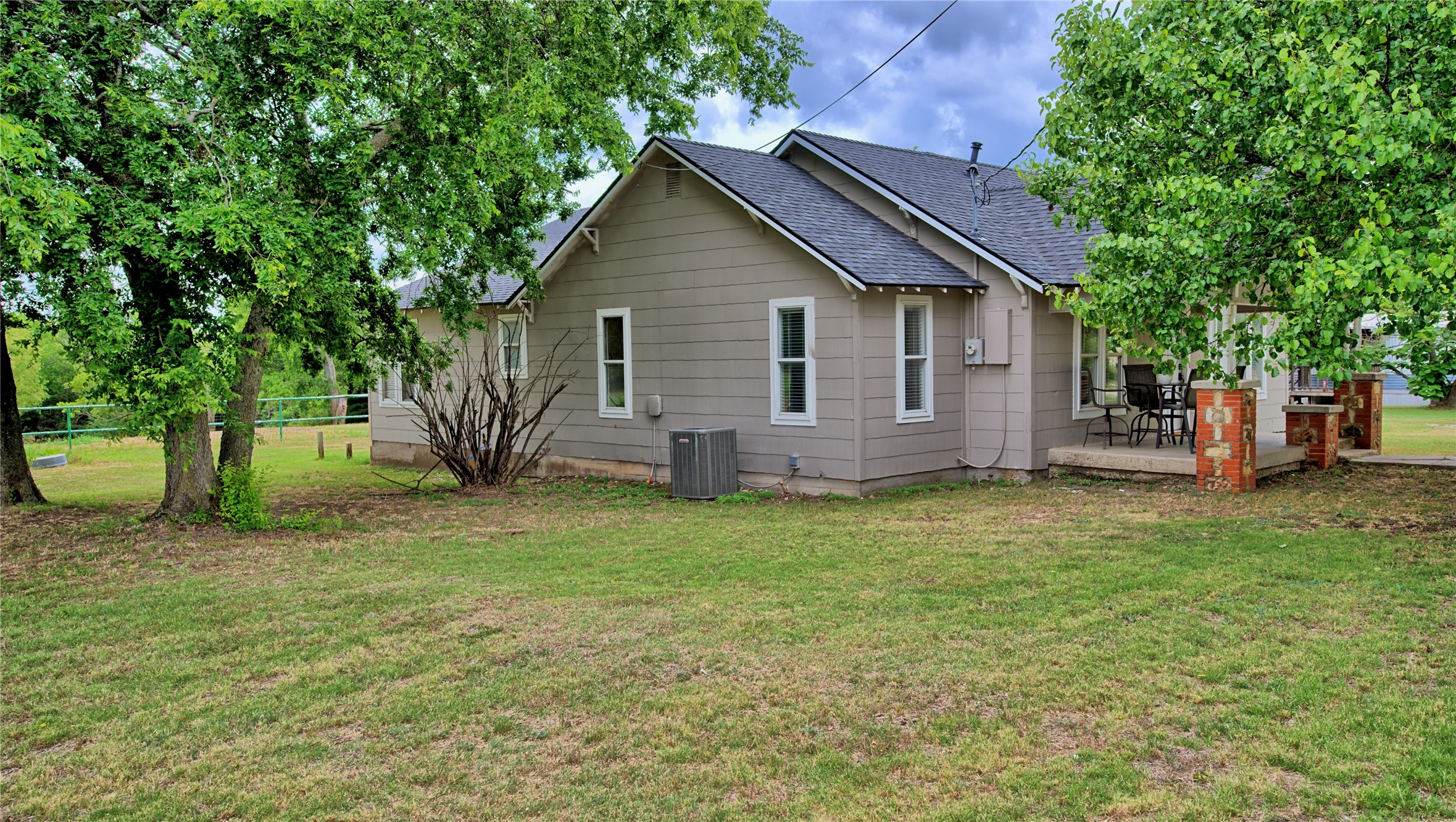 301 Spring Street Forestburg TX 76239