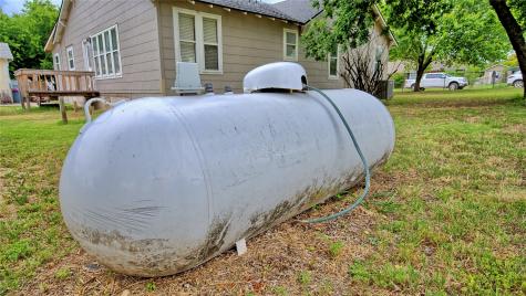 301 Spring Street Forestburg TX 76239