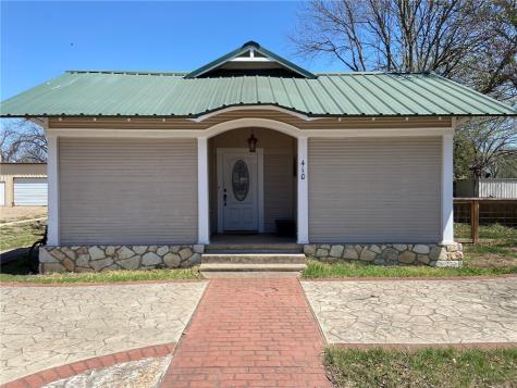 410 S Avenue G Clifton TX 76634