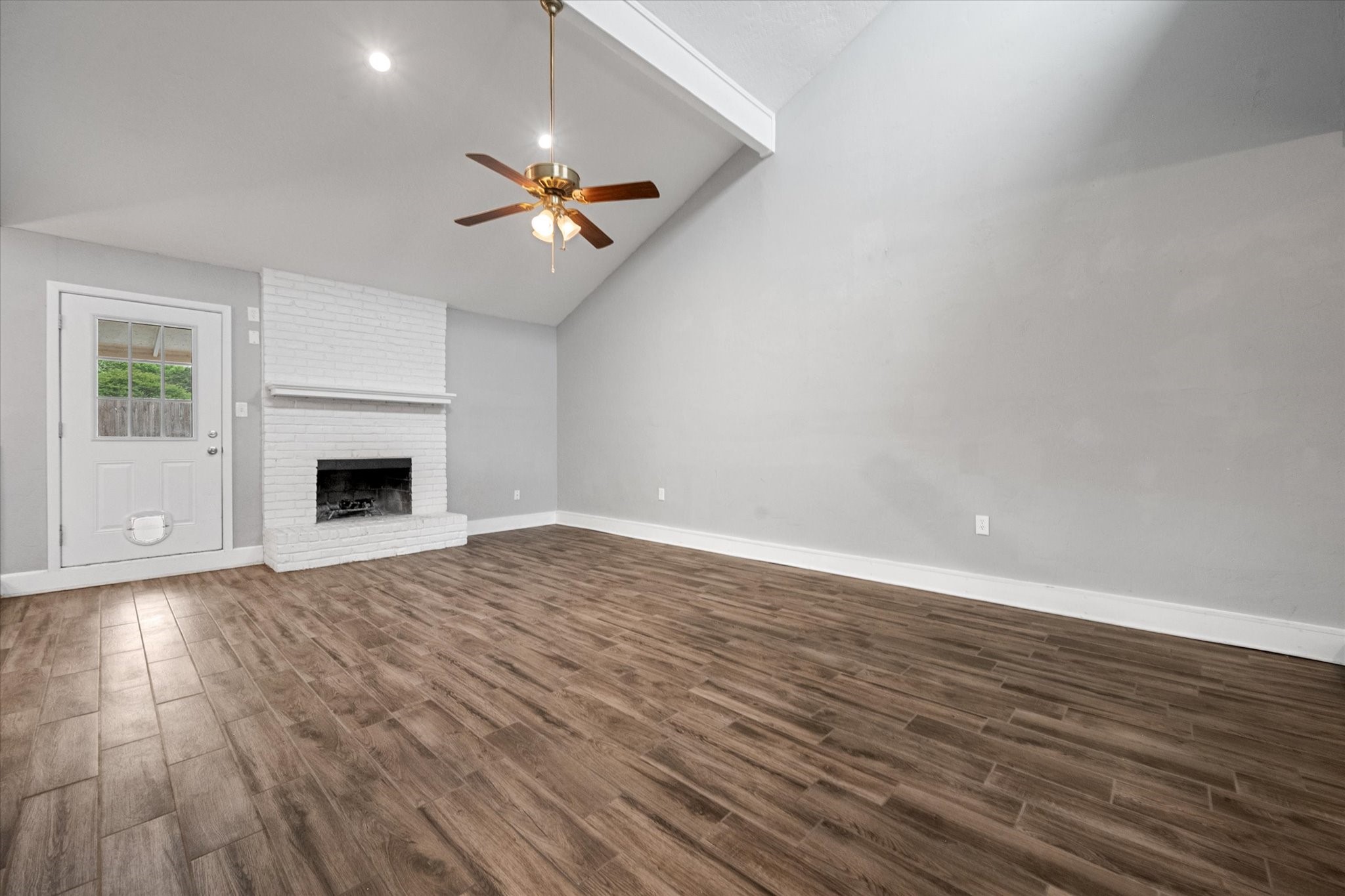 213 Meadowhill Drive Benbrook TX 76126