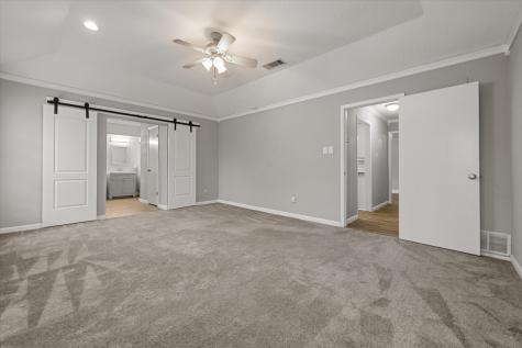 213 Meadowhill Drive Benbrook TX 76126