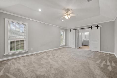 213 Meadowhill Drive Benbrook TX 76126