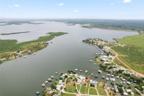 326 Moonshine Circle Seymour TX 76380