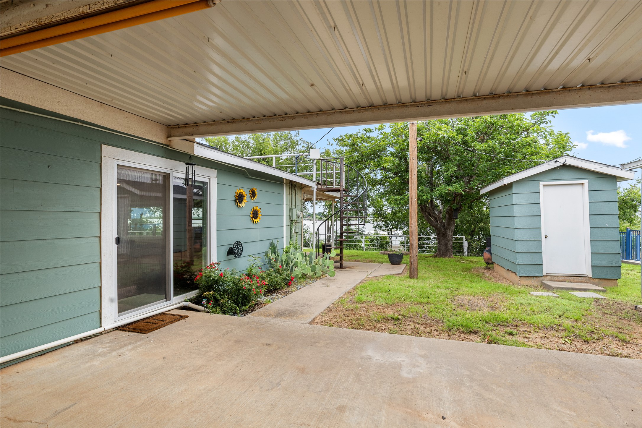 326 Moonshine Circle Seymour TX 76380