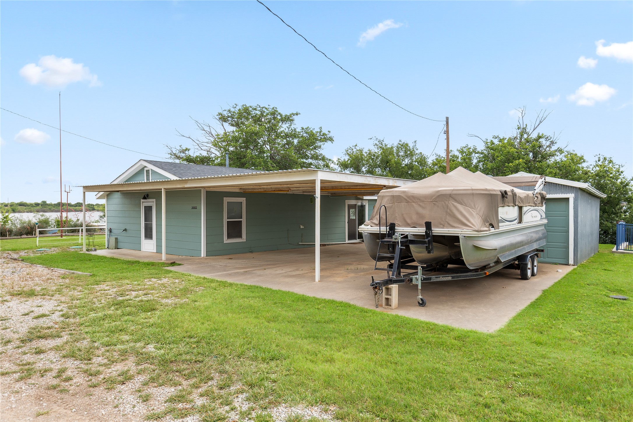 326 Moonshine Circle Seymour TX 76380