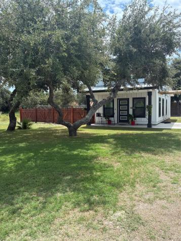 1617 W Terrace Boulevard Rockport TX 78382