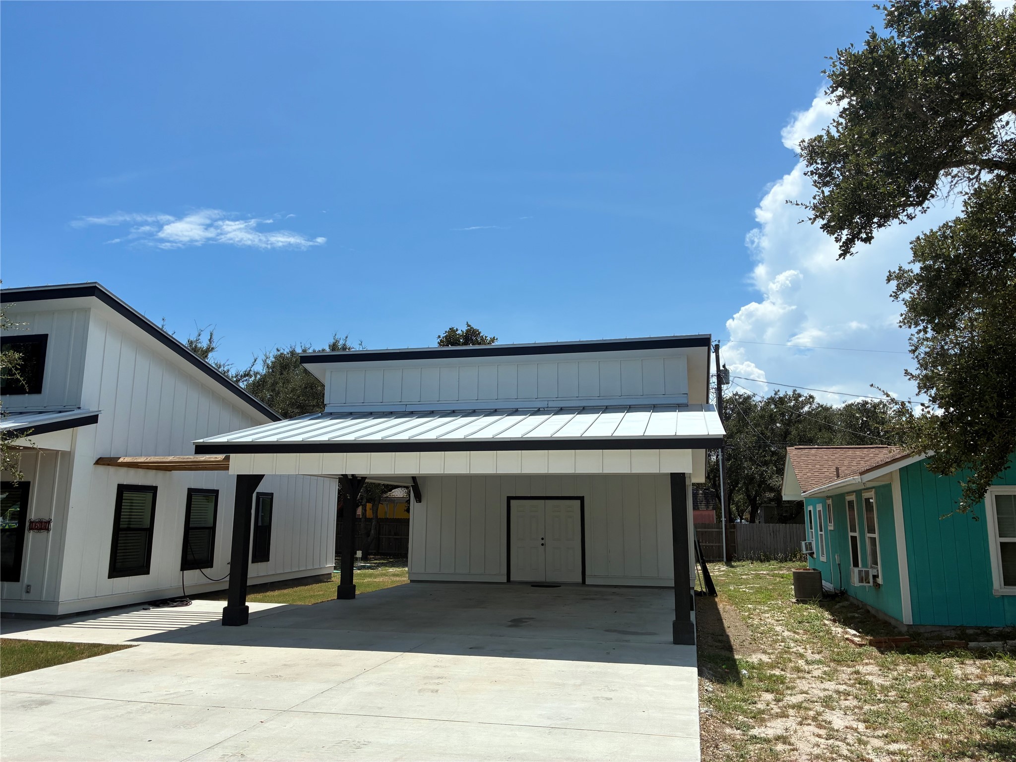 1617 W Terrace Boulevard Rockport TX 78382