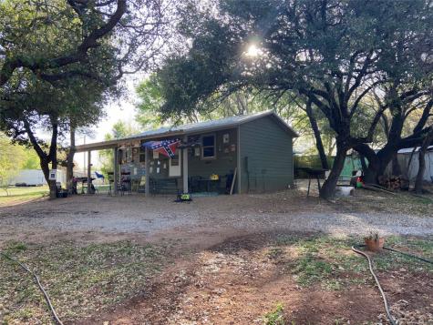 141 Port Promontory Road Comanche TX 76442