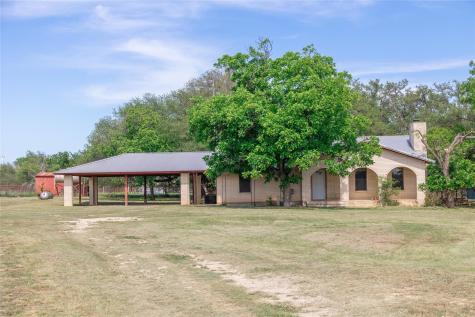 910 Fm 1029 N Mullin TX 76864