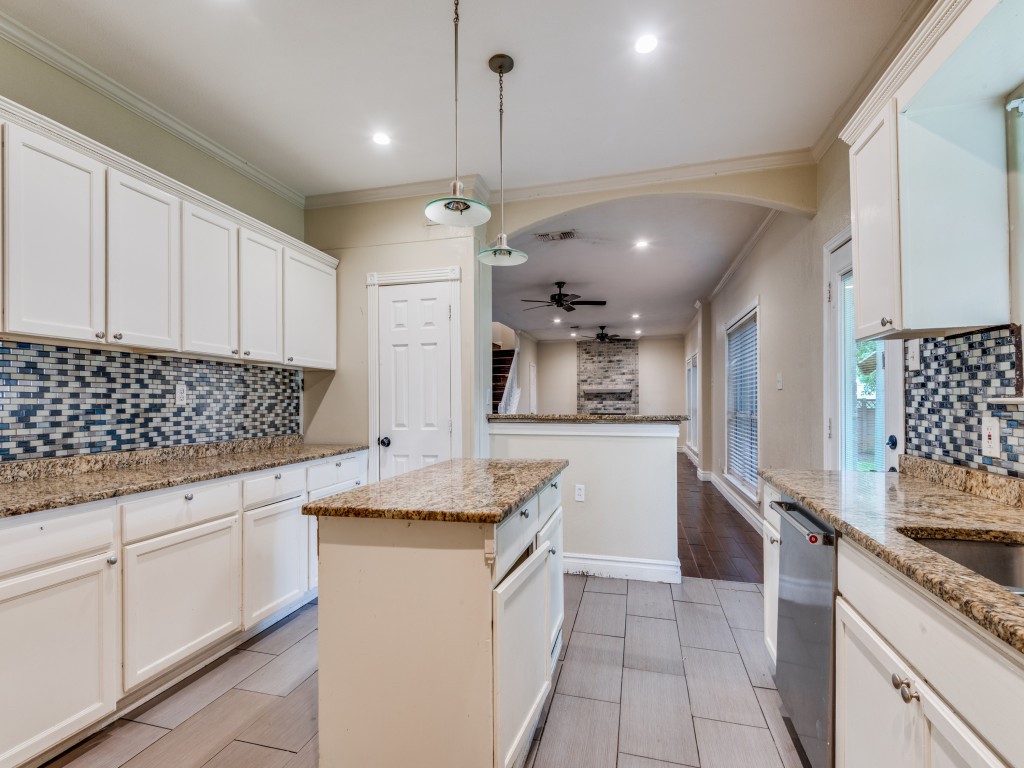 1145 Briar Oaks Drive Irving TX 75060
