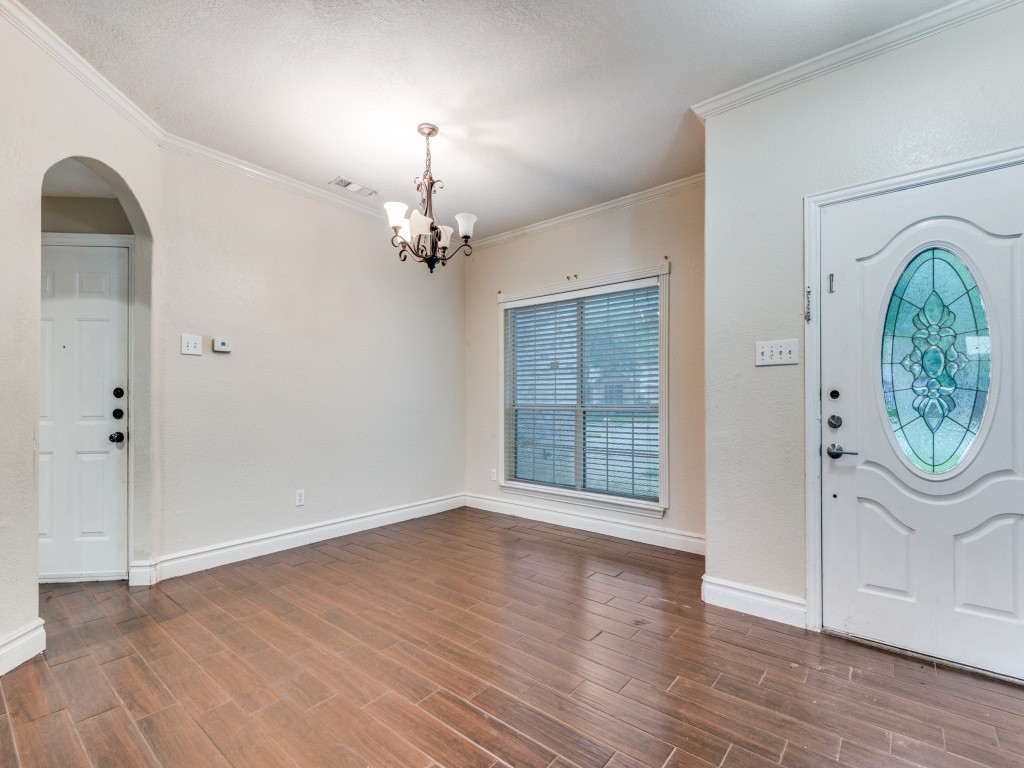 1145 Briar Oaks Drive Irving TX 75060