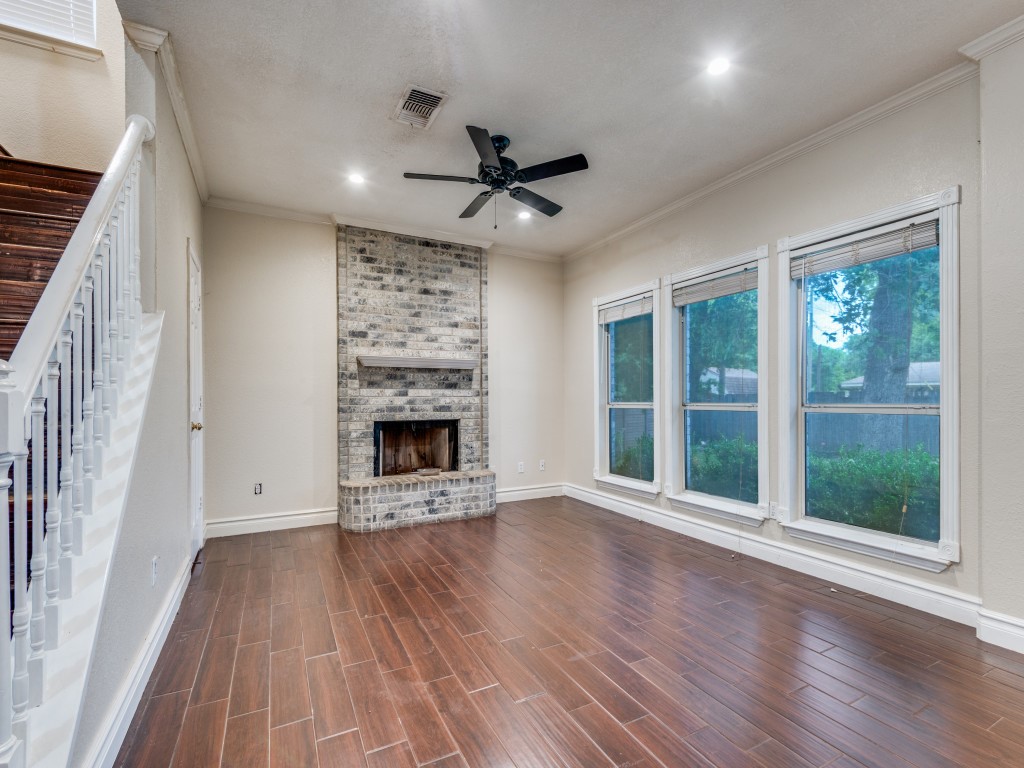 1145 Briar Oaks Drive Irving TX 75060
