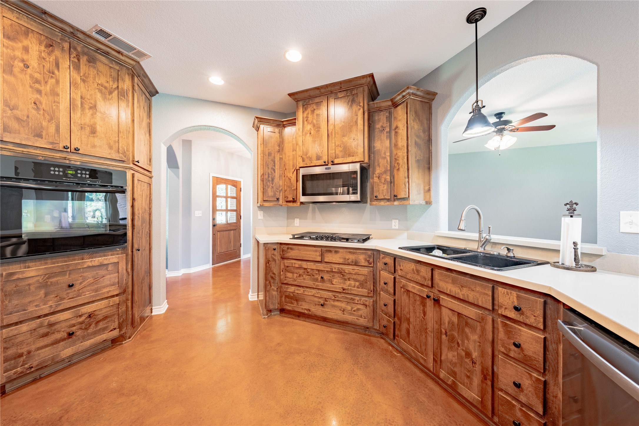 3597 Pedernales Athens TX 75752