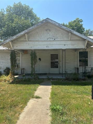 811 Ritchey Street Gainesville TX 76240