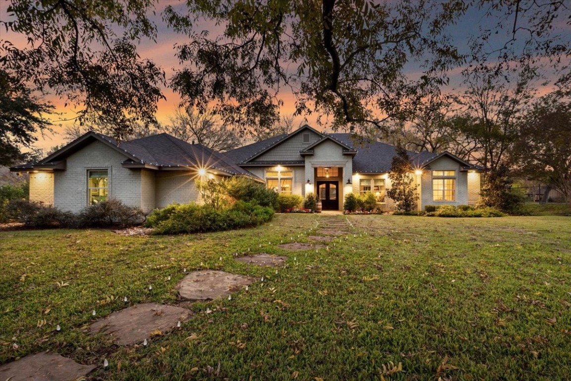 126 Brazos Point Drive Waco TX 76705