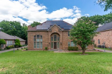 929 Plantation Drive Desoto TX 75115