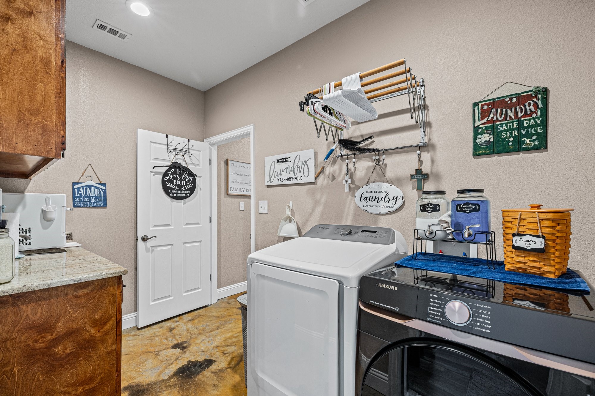 592 Old Agnes Road Weatherford TX 76088