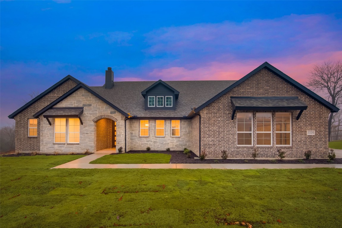 2225 Crystal Palace Boulevard Alvarado TX 76009