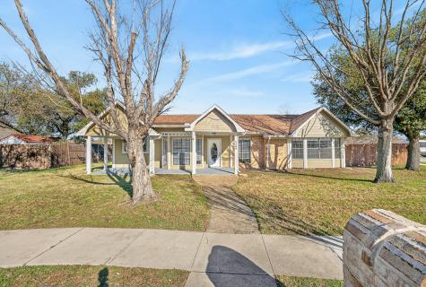 1889 Tree Crest Drive Lewisville TX 75077