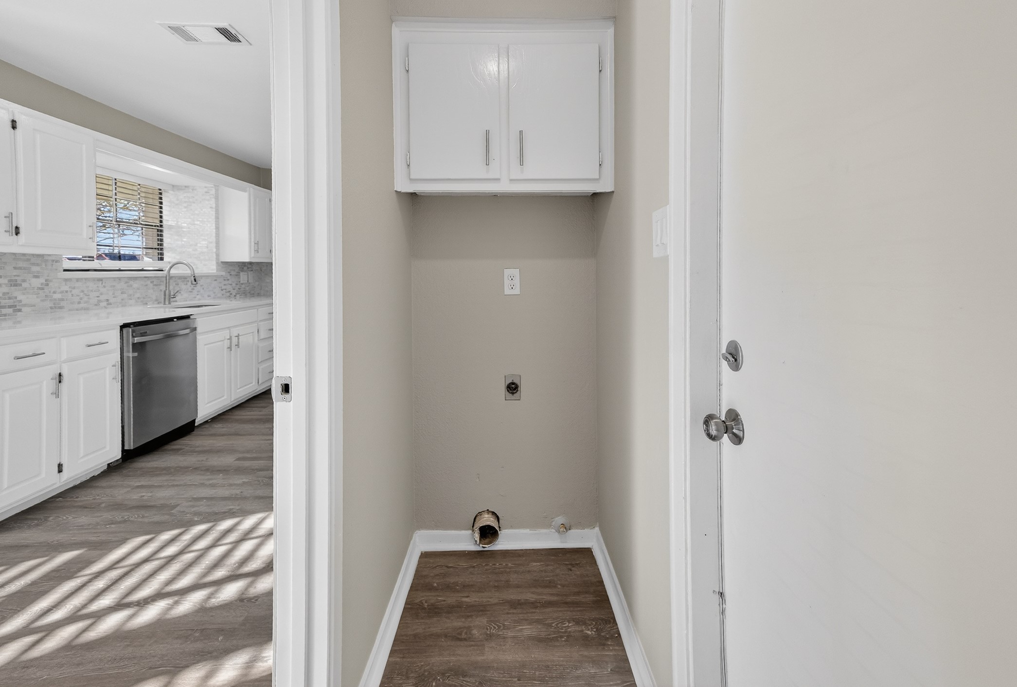 1889 Tree Crest Drive Lewisville TX 75077