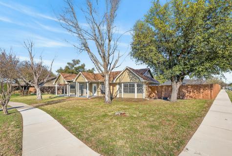 1889 Tree Crest Drive Lewisville TX 75077