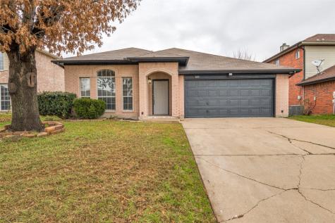 610 Wolcott Lane Grand Prairie TX 75052