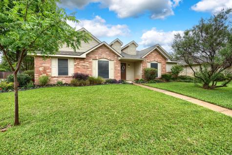 445 Trail View Lane Garland TX 75043