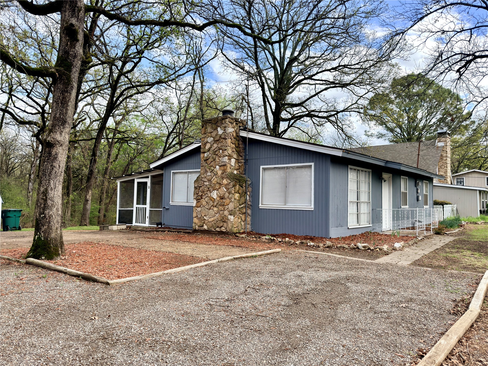170 Granada Street Payne Springs TX 75156