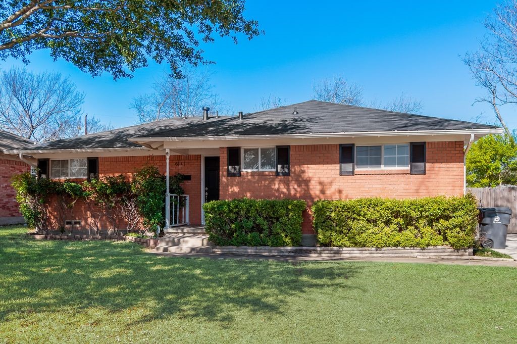 6843 Trammel Drive Dallas TX 75214
