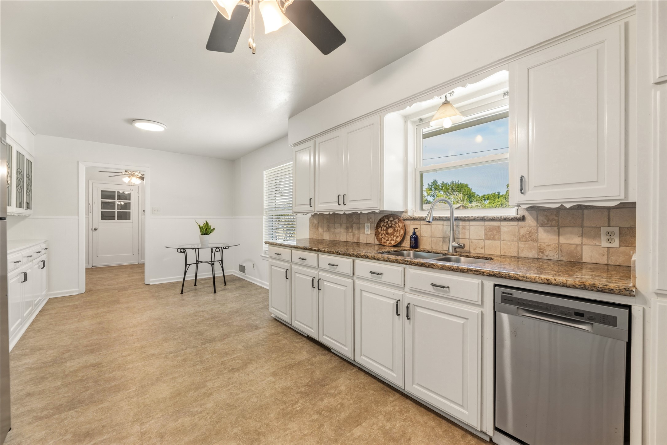 535 Degan Avenue Lewisville TX 75057