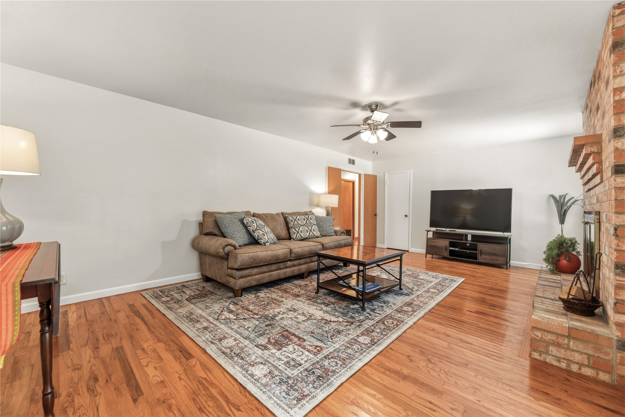 535 Degan Avenue Lewisville TX 75057