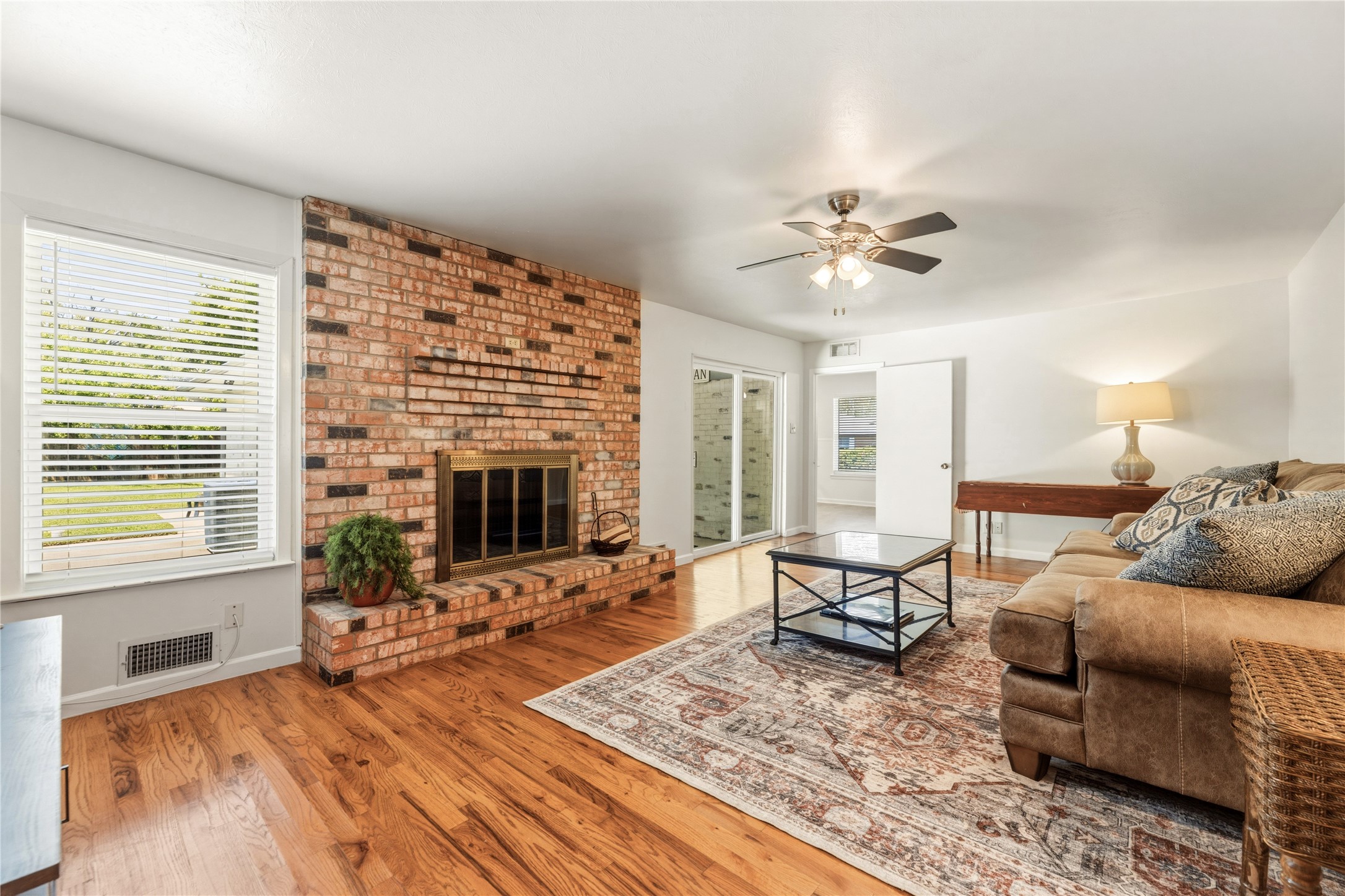 535 Degan Avenue Lewisville TX 75057