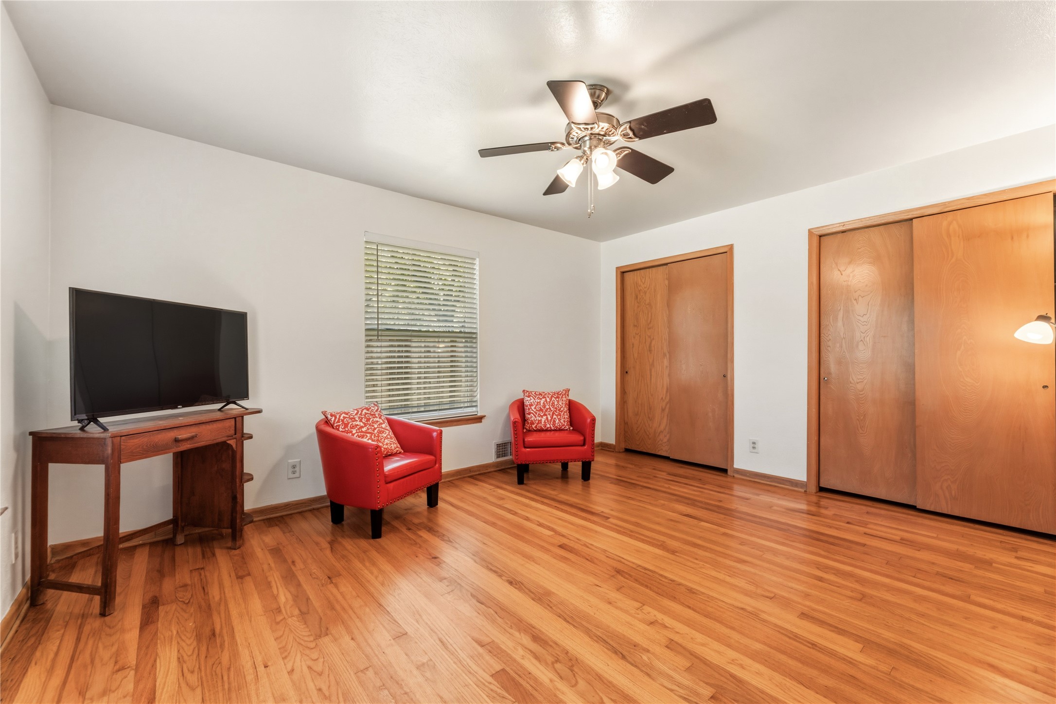 535 Degan Avenue Lewisville TX 75057