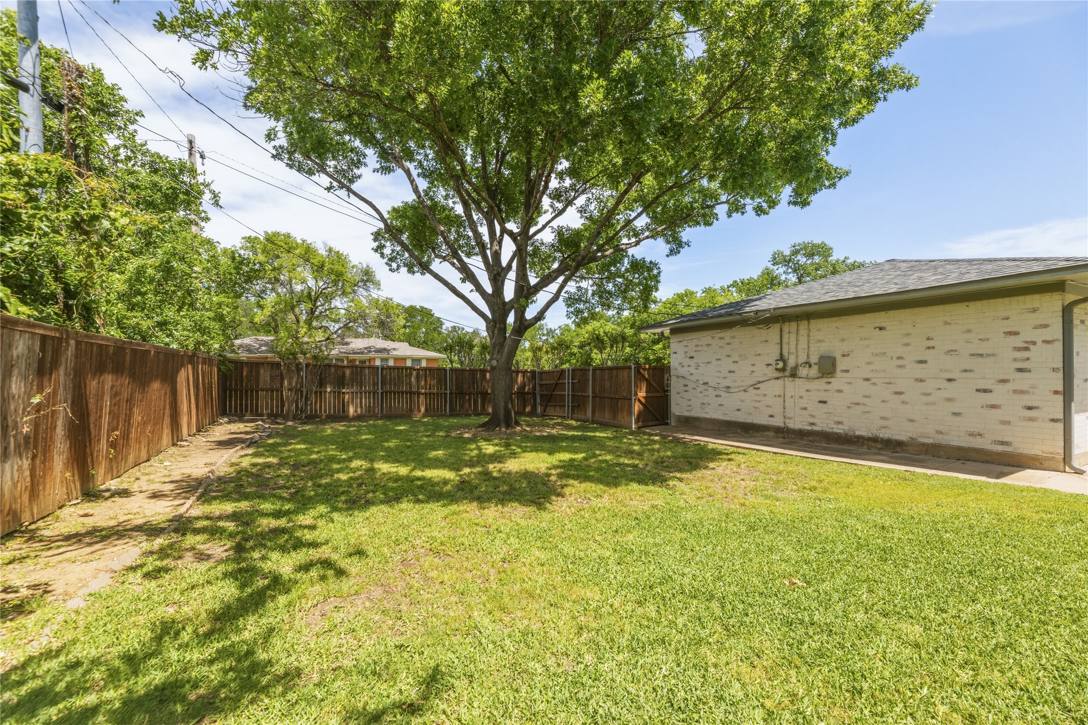 535 Degan Avenue Lewisville TX 75057