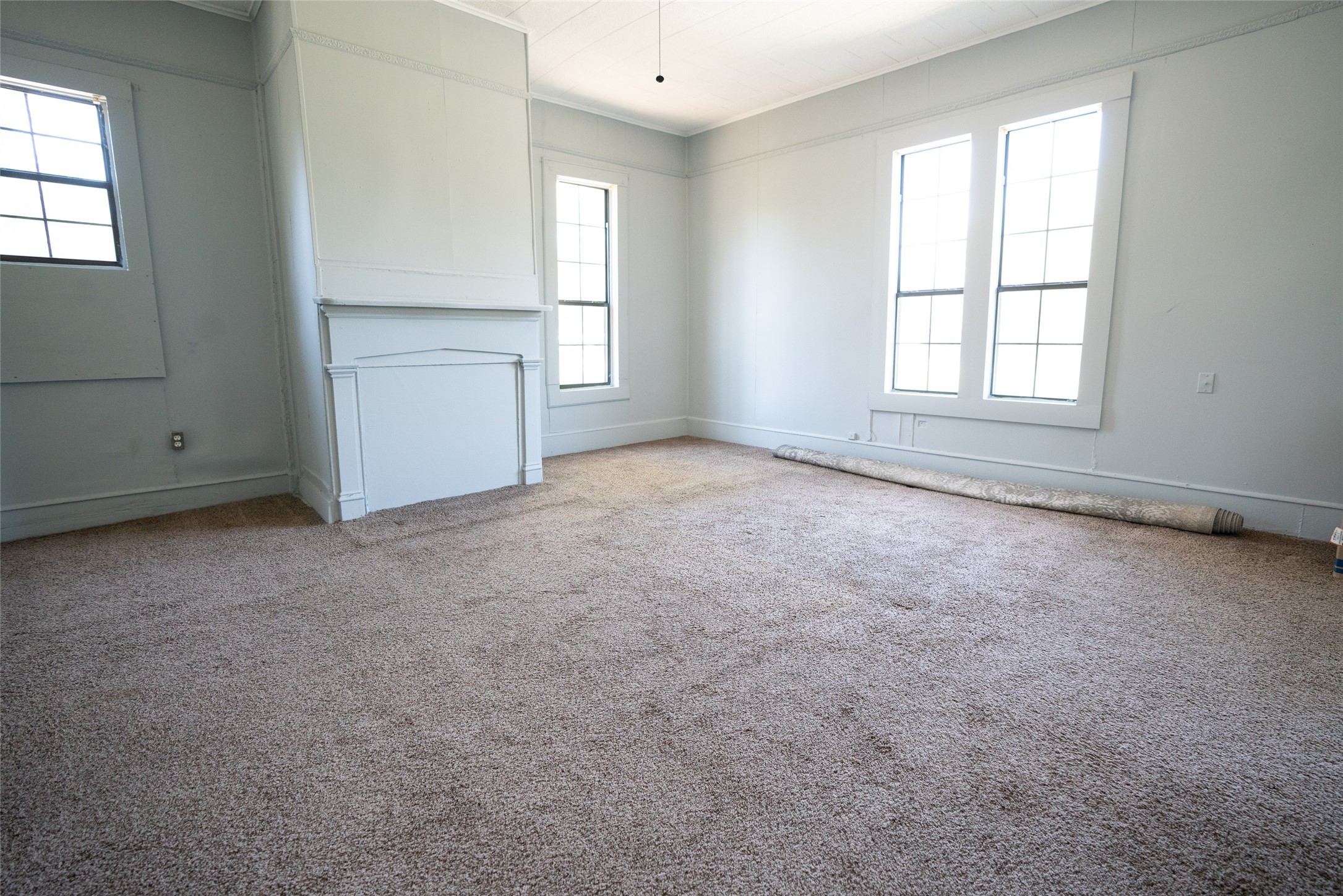 631 W Austin Paris TX 75460