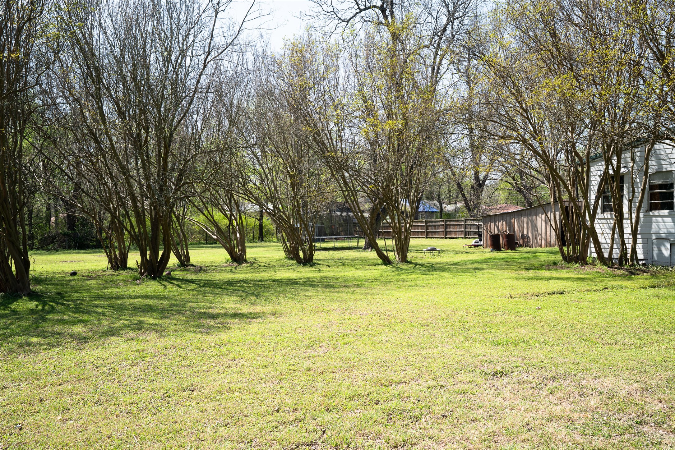 631 W Austin Paris TX 75460