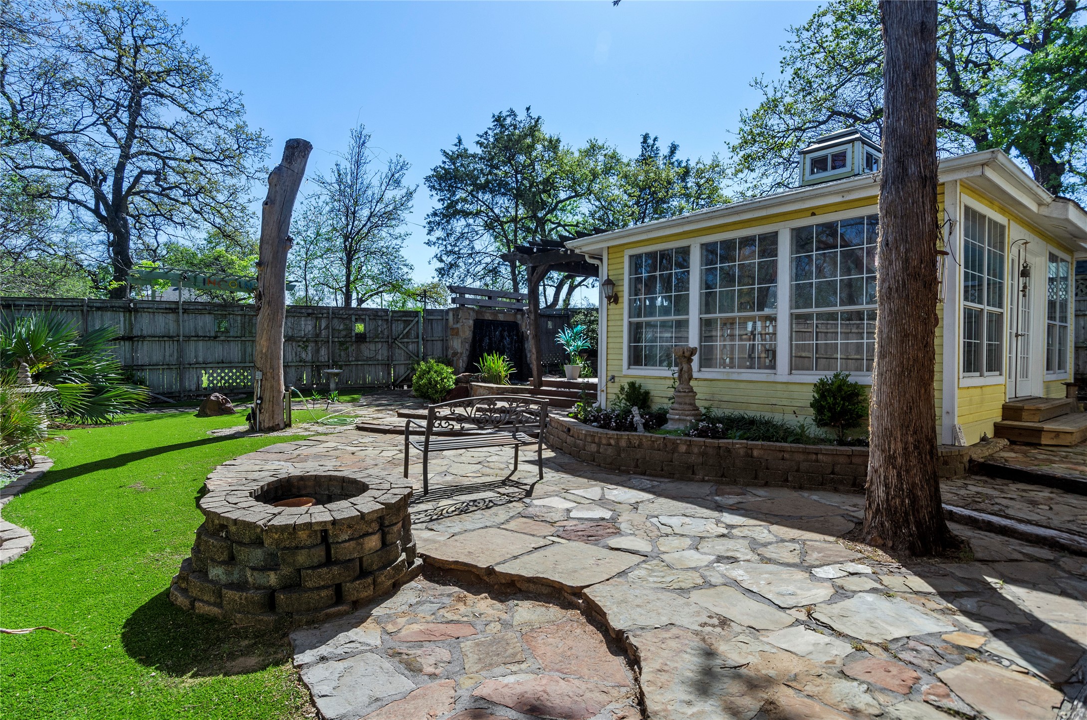 1400 E Shady Grove Road Irving TX 75060
