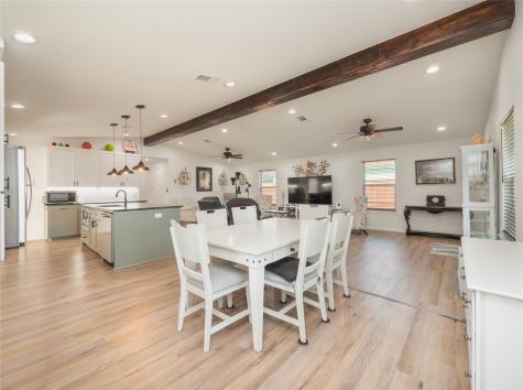 614 W 3rd Street Mcgregor TX 76657