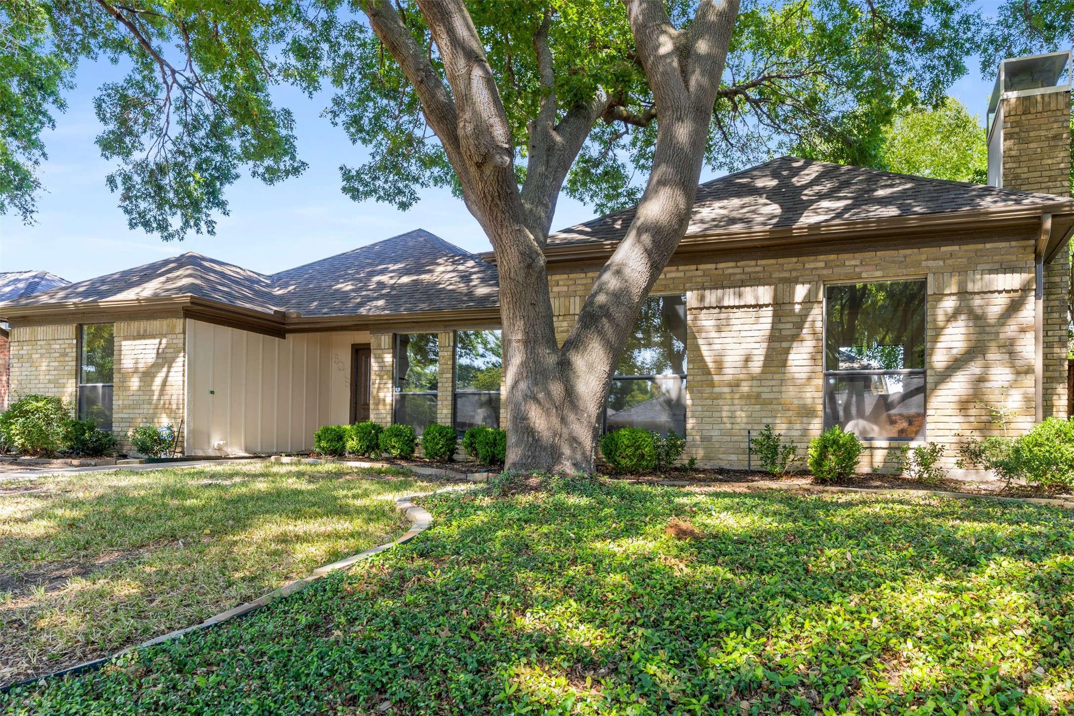 6015 Blue Mist Lane Dallas TX 75248