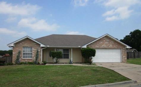 304 Bryant Street Pottsboro TX 75076