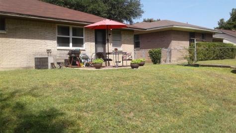 4302 Southern Hills Drive Dallas TX 75216