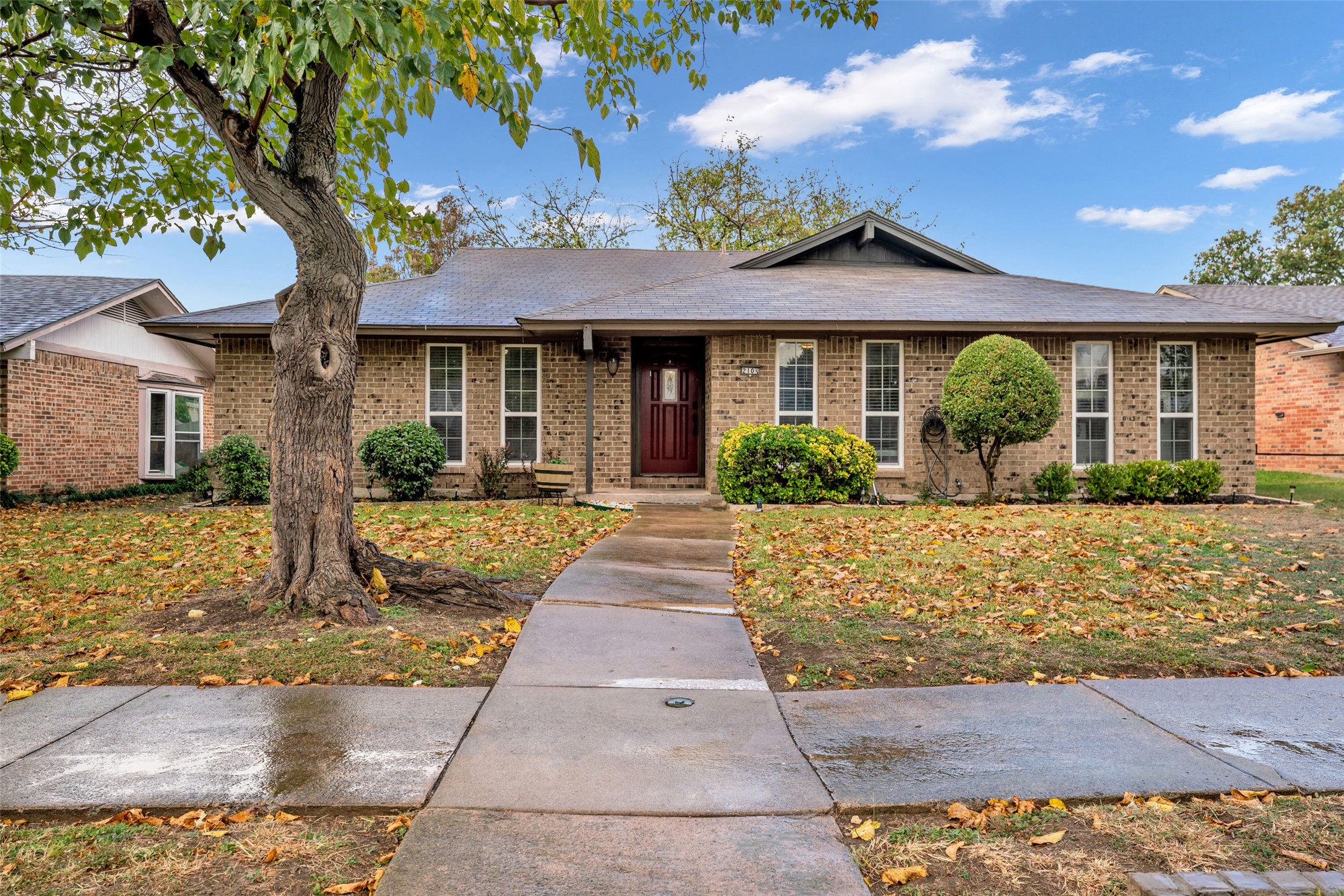 2105 Glencrest Lane Garland TX 75040
